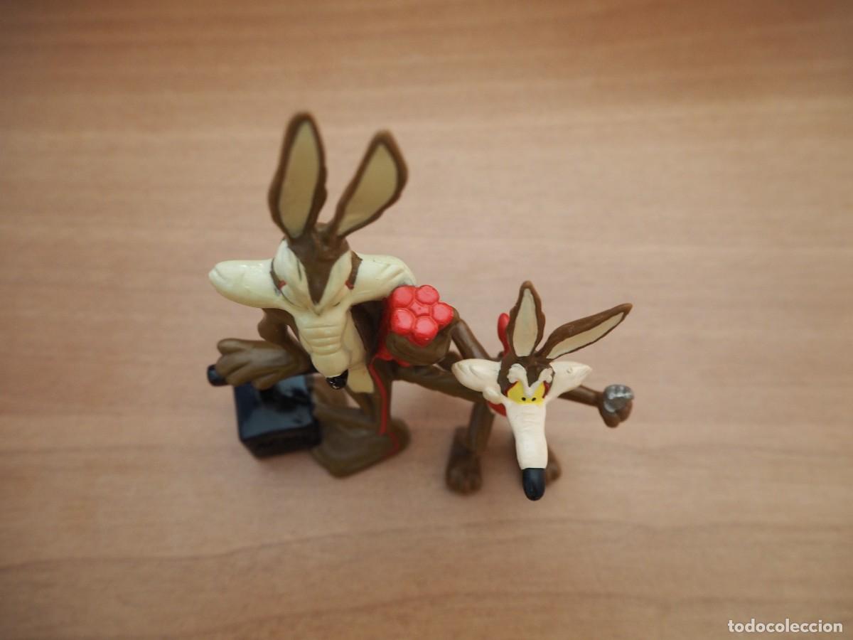 Figuras de goma y PVC: 2 MU&Ntilde;ECOS EL COYOTE - Foto 2