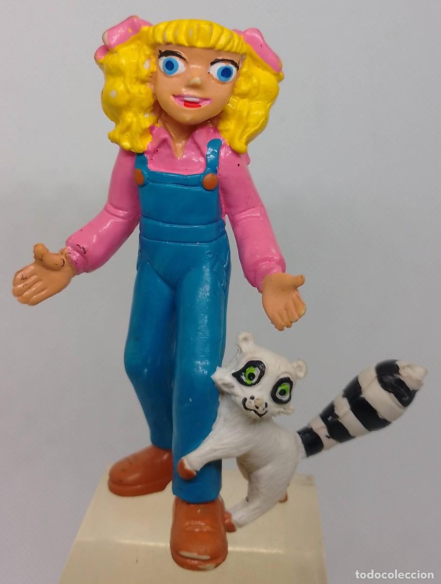Figuras de goma y PVC: Figura Comics Spain, Candy Candy con Clint mapache - Foto 3