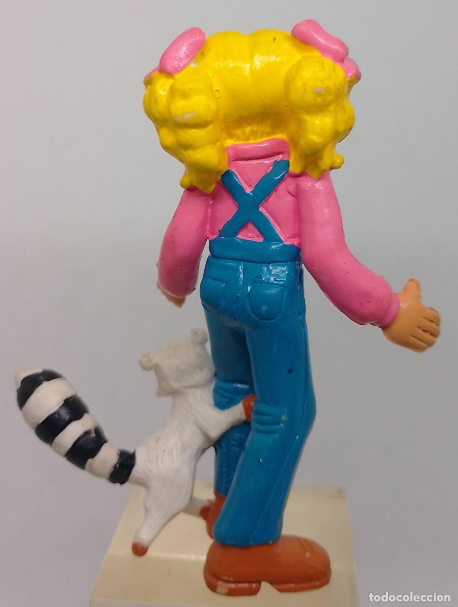 Figuras de goma y PVC: Figura Comics Spain, Candy Candy con Clint mapache - Foto 5