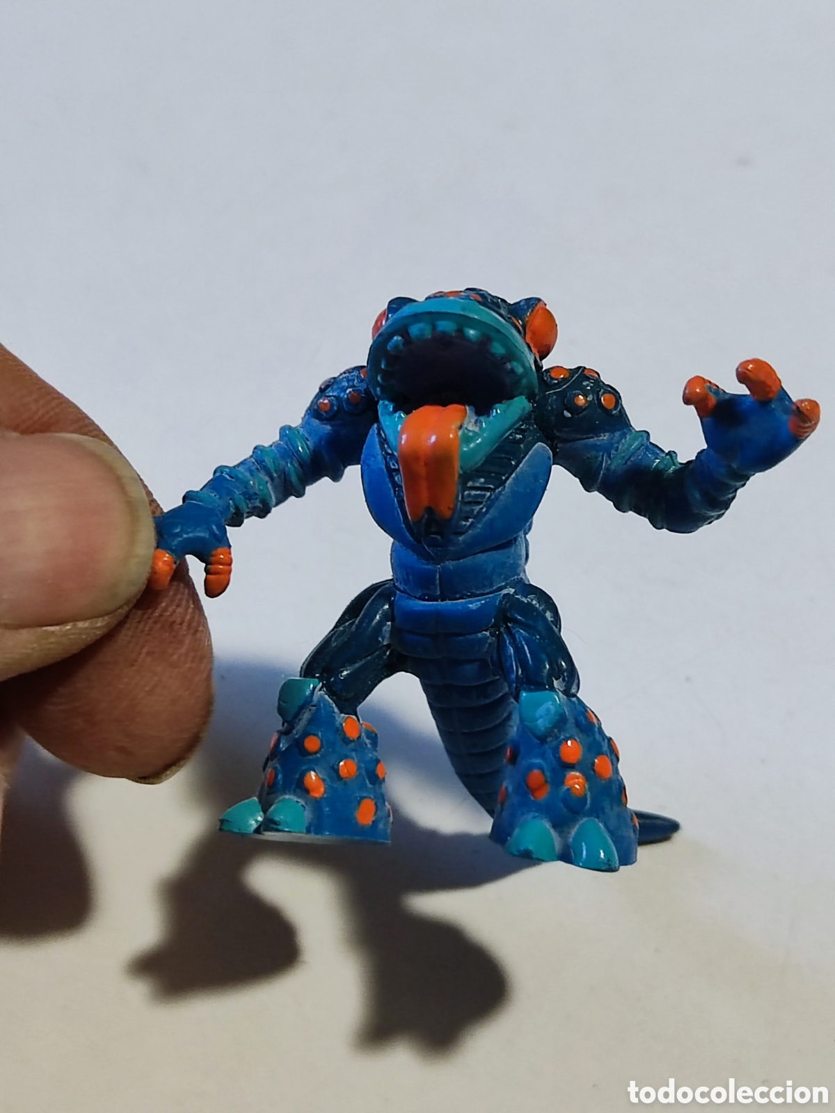 Figuras de goma y PVC: Figura Gormiti - Foto 1