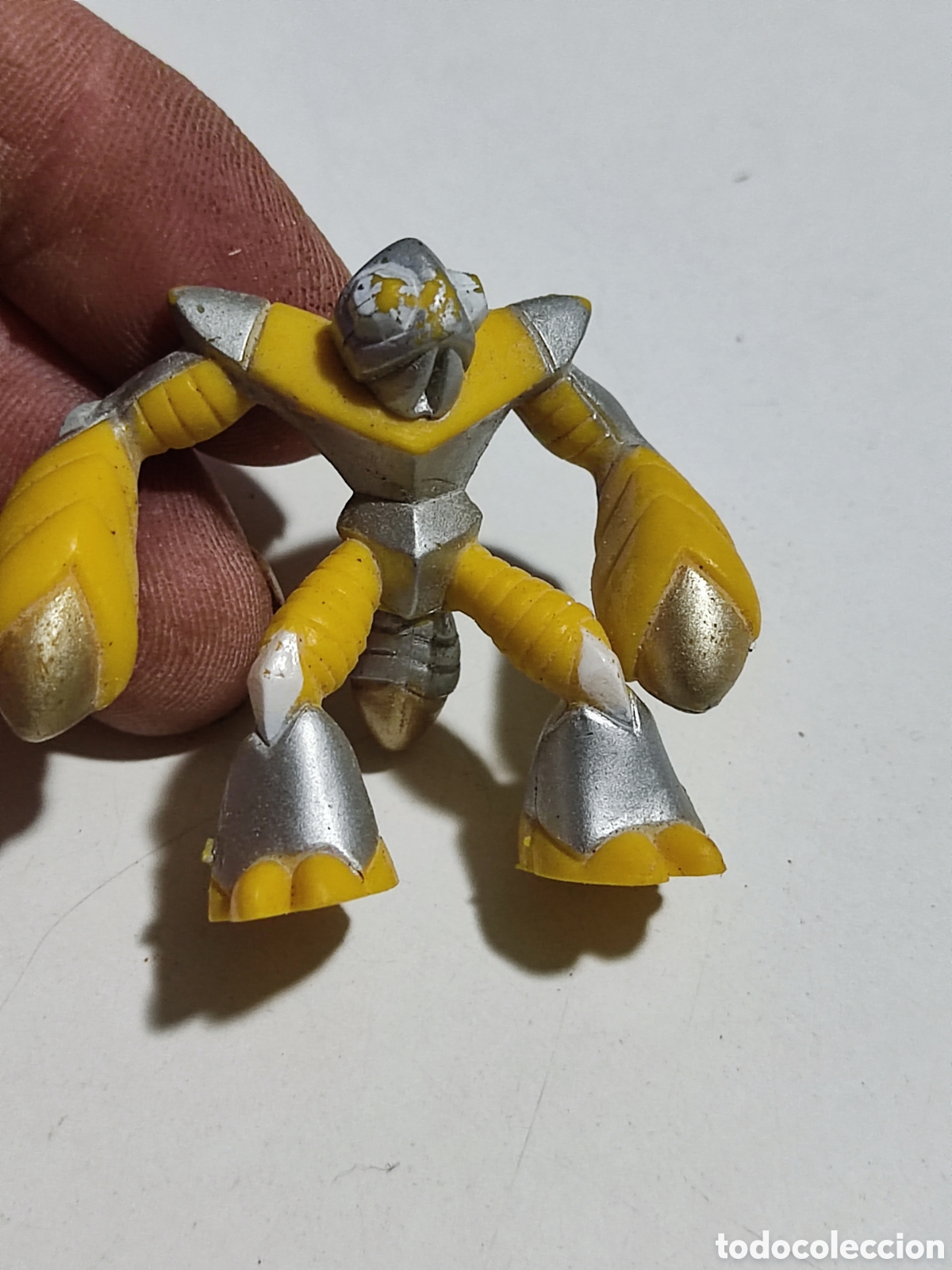 Figuras de goma y PVC: Figura Gormiti - Foto 1