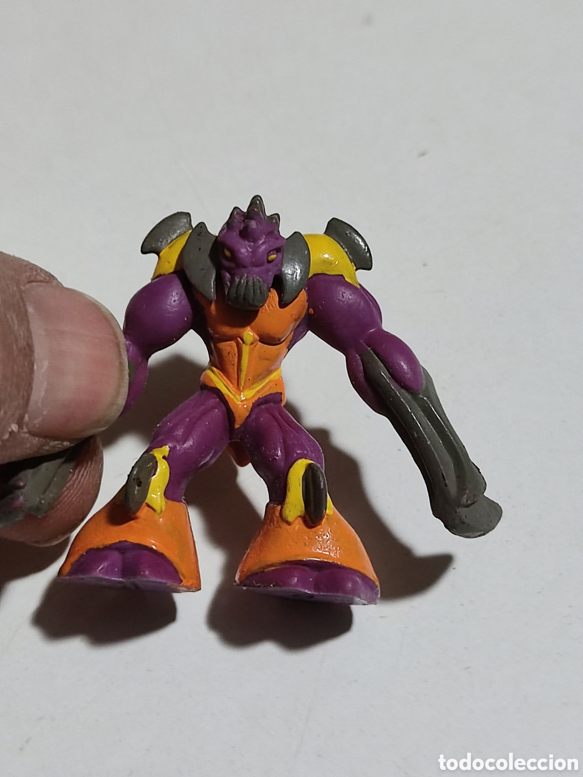 Figuras de goma y PVC: Figura Gormiti - Foto 1