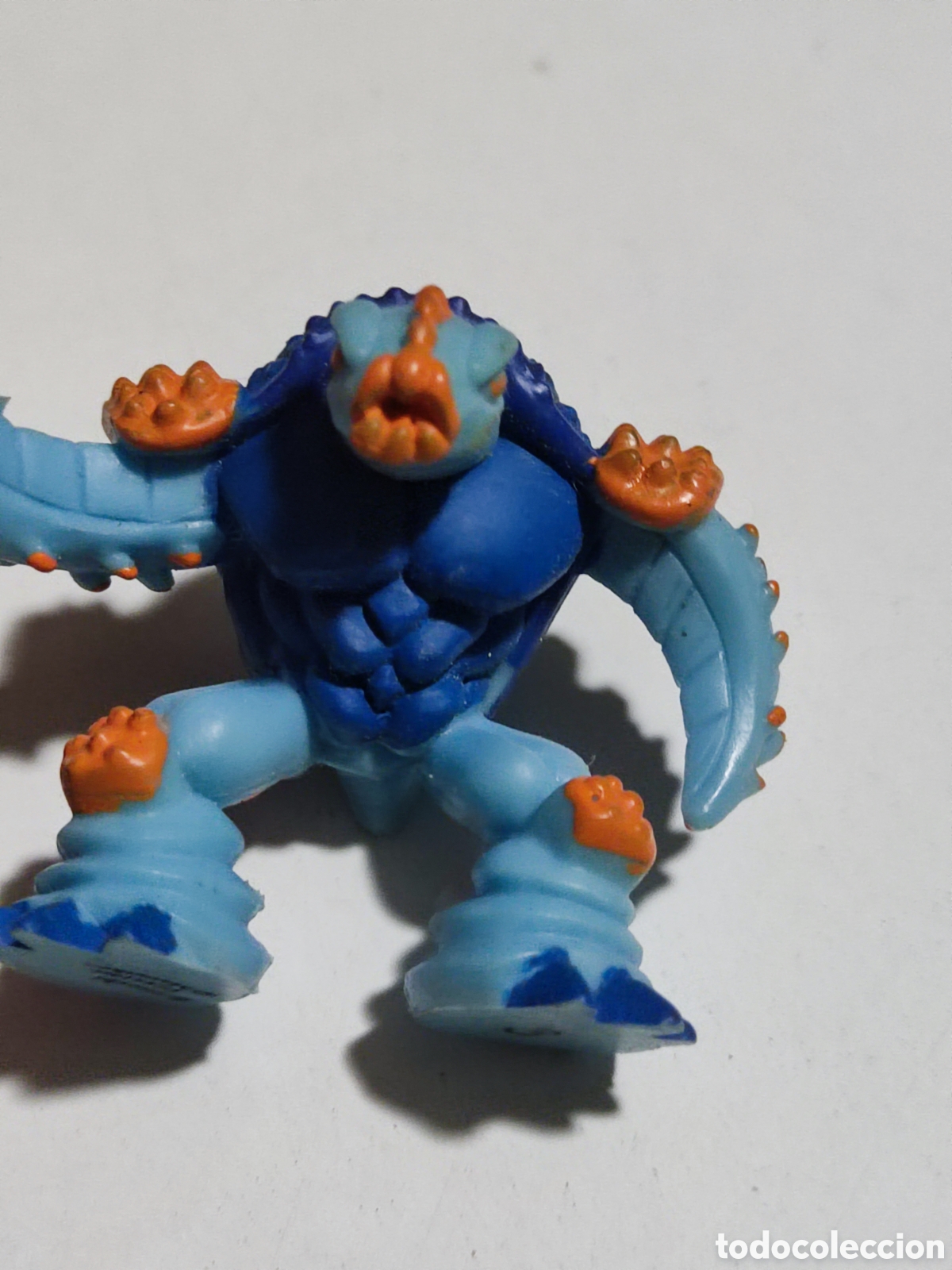 Figuras de goma y PVC: Figura Gormiti - Foto 1