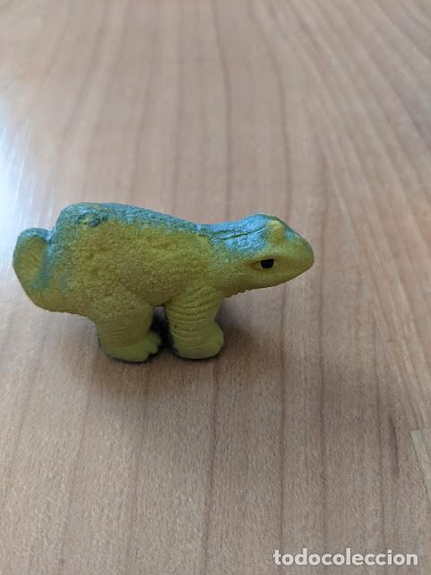 Figuras de goma y PVC: FIGURITA DINOSAURIO - Foto 1