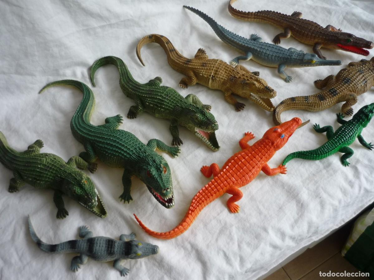 Figuras de goma y PVC: Conjunto de caimanes y cocodrilos de pl&aacute;stico - Foto 2