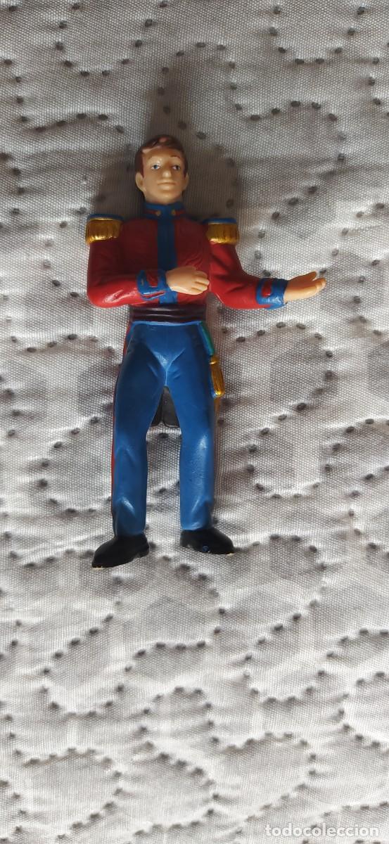 Figuras de goma y PVC: PVC PR&Iacute;NCIPE V&Iacute;CTOR - Foto 1