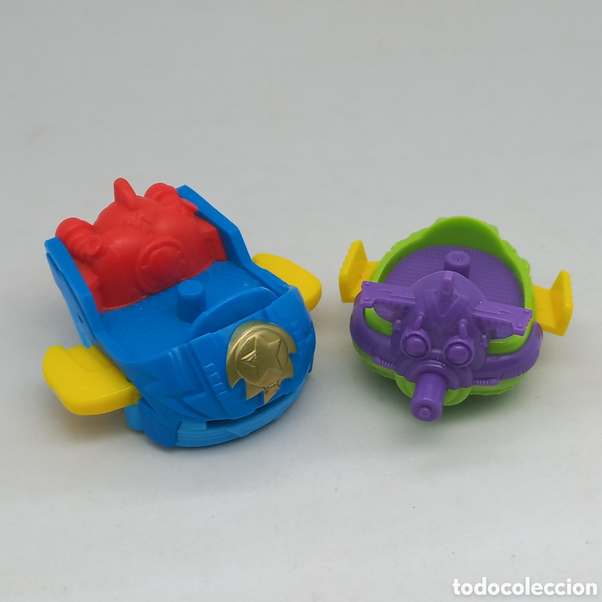 Figuras de Goma y PVC: SuperZings. Lote de 2 veh&iacute;culos