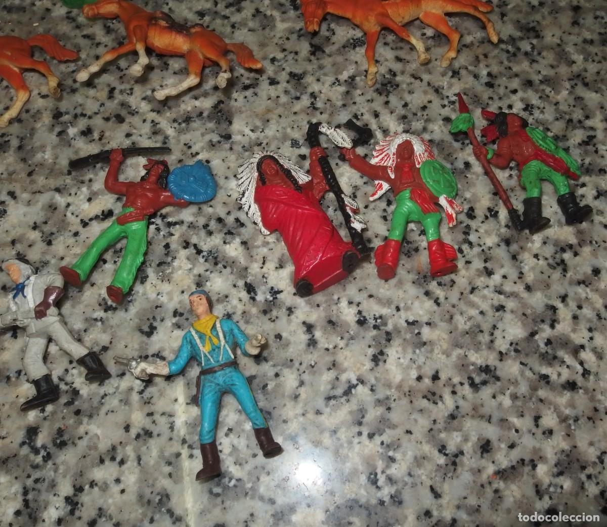 Figuras de goma y PVC: INDIOS Y VAQUEROS DE GOMA,COMANSI - Foto 4