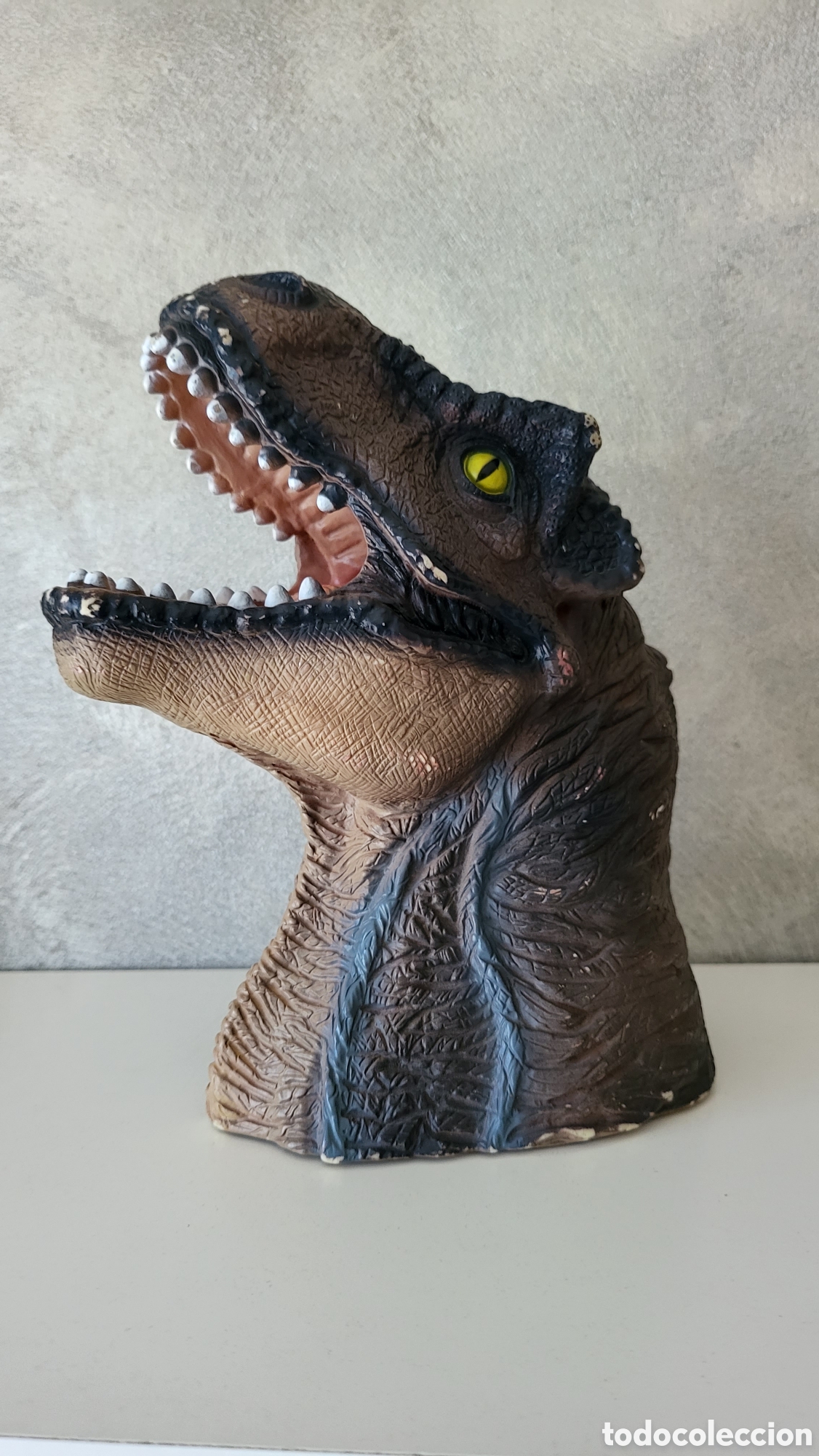 Figuras de goma y PVC: HUCHA PLASTICO JURASSIC PARK SPAIN - Foto 1