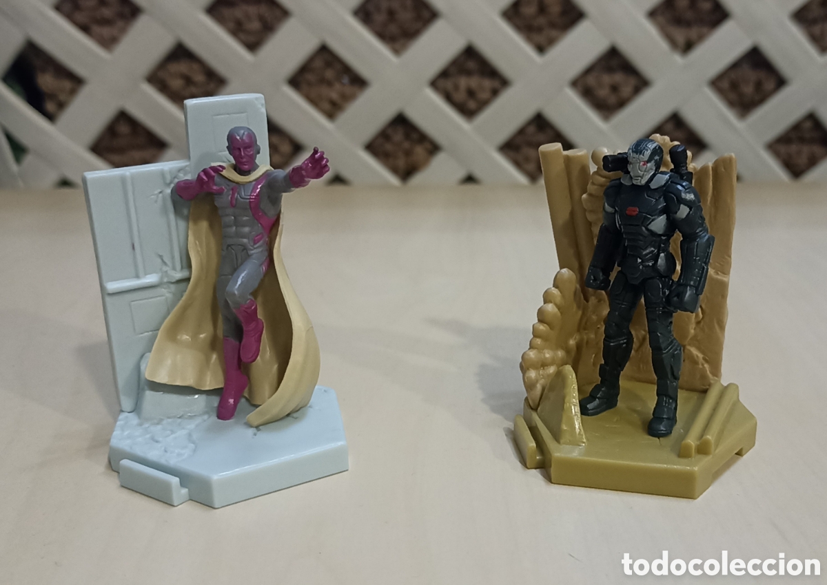 Figuras de goma y PVC: FIGURAS MARVEL VISION Y WAR MACHINE - Foto 1