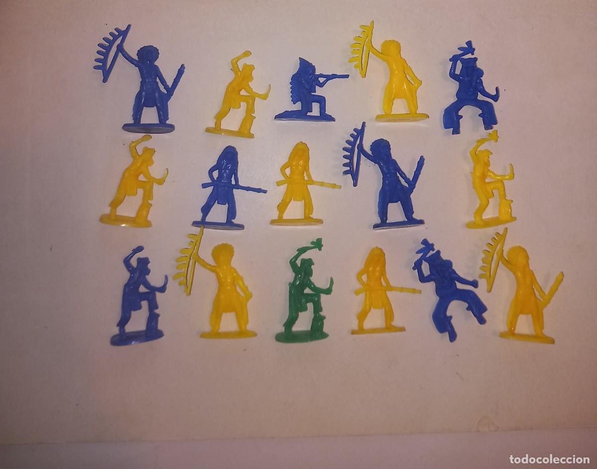 Figurines en Caoutchouc et PVC: 16 FIGURAS DEL OESTE GUERREROS Y JEFES INDIO 5 CM MONOCOLOR TIPO PIPERO KIOSKO NO COWBOY 70'S PTOY