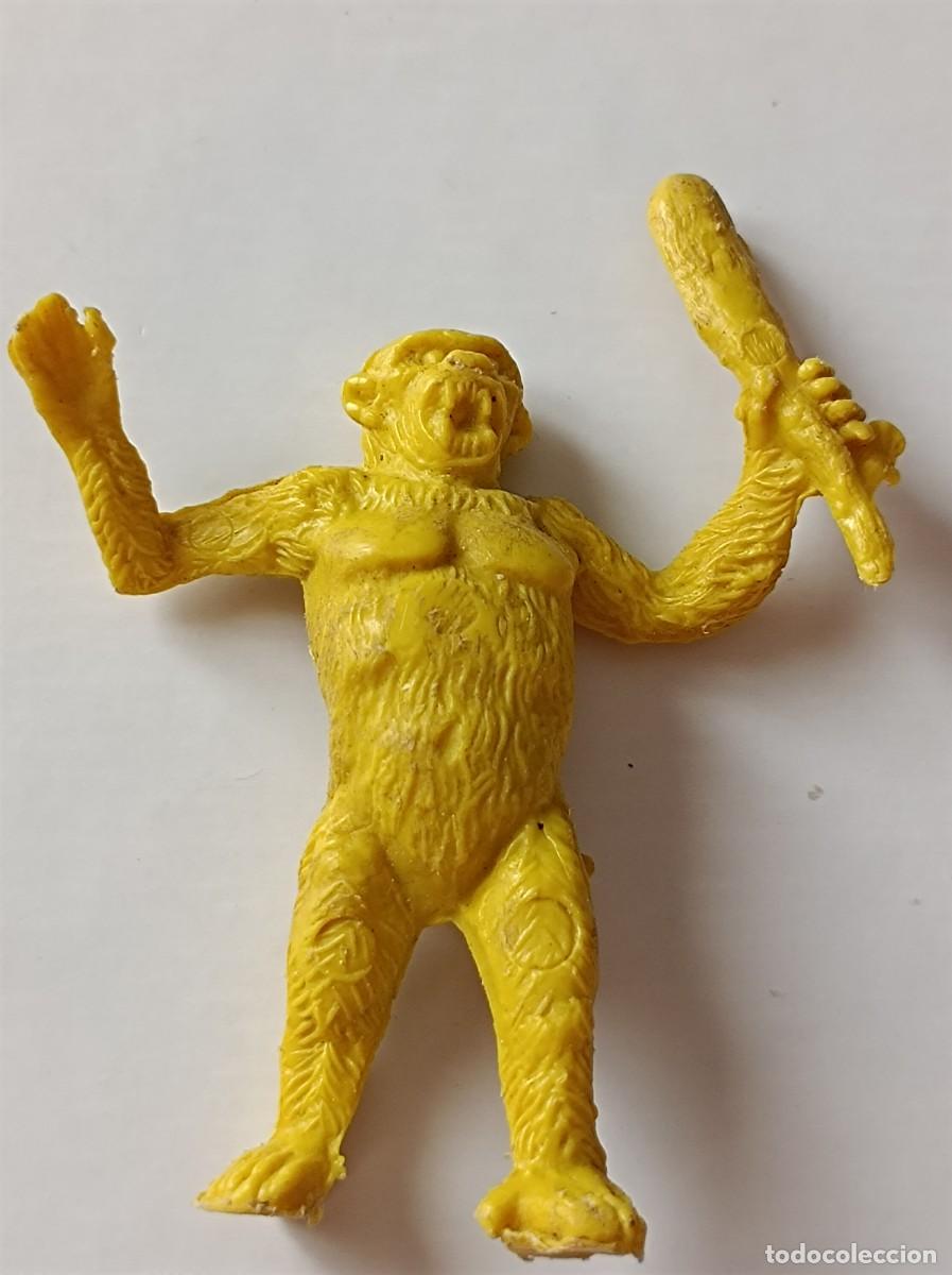 Figuras de goma y PVC: ANIMAL DE PL&Aacute;STICO ALCA CAPELL GORILA - Foto 1