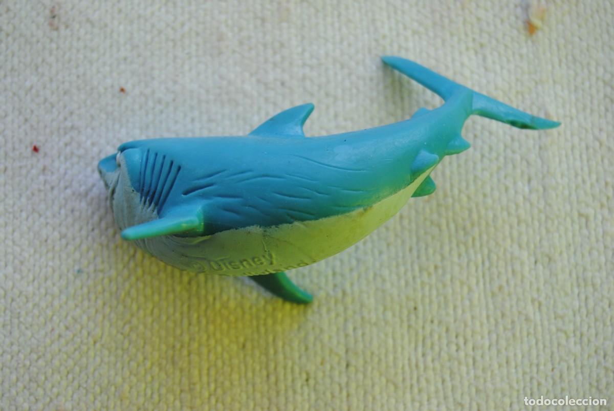 Figuras de goma y PVC: K. Tiburon . Nemo. Disney Bullyland CE - Foto 2