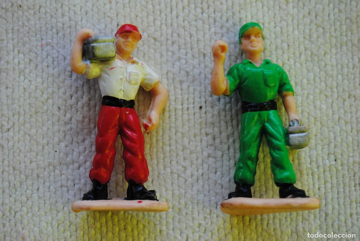 Gummi- und PVC-Figuren: M. lote 2 figuras mec&aacute;nicos 5cm.