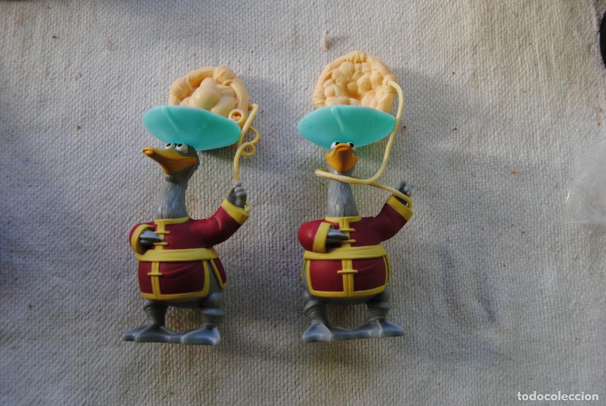Gummi- und PVC-Figuren: O. 2 figuras de Mc Donald's