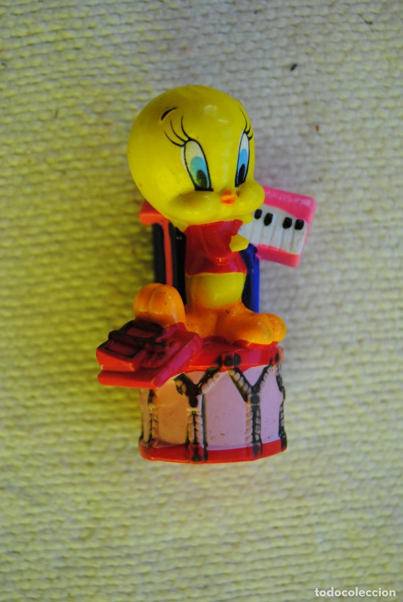 Gummi- und PVC-Figuren: P. piolin con tambor 1995. WB