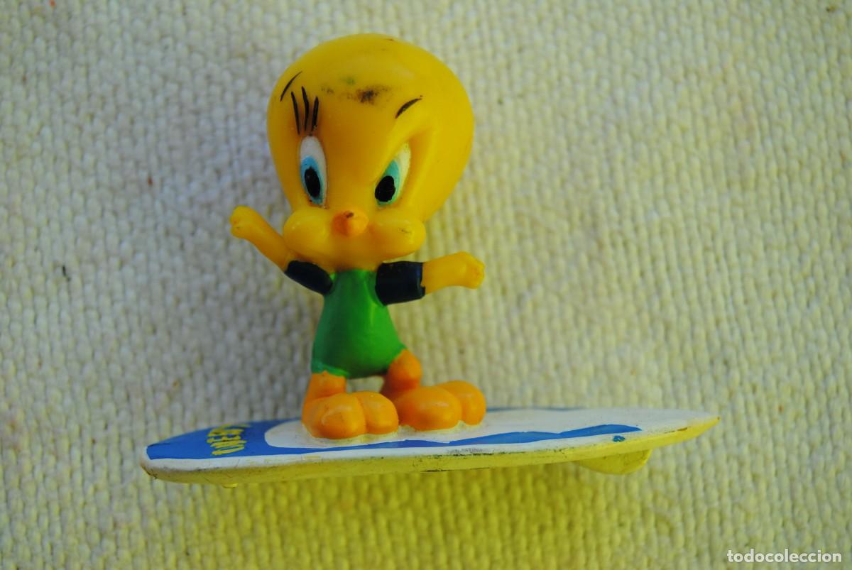 Gummi- und PVC-Figuren: P. piolin con surf. Bullyland 1998. WB