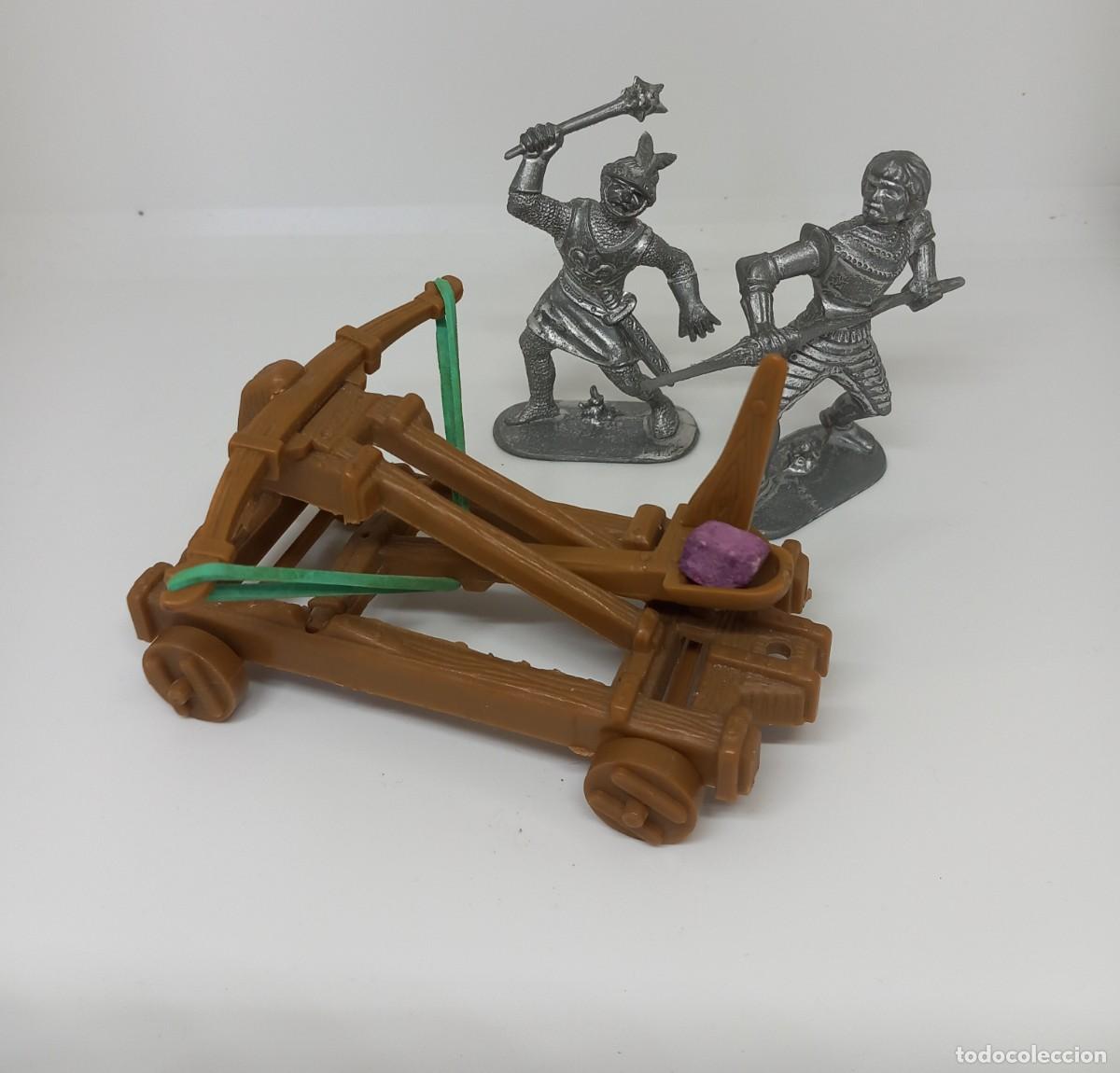 La Hotte Aux Jouets 1:32 Medieval Castle France Elastolin Britains