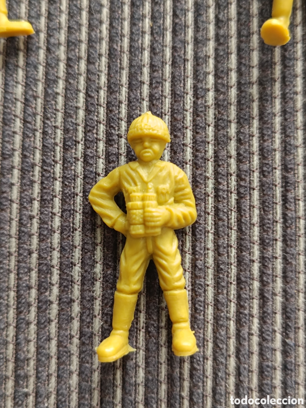 Figuras de goma y PVC: Dunkin soldados - Foto 6