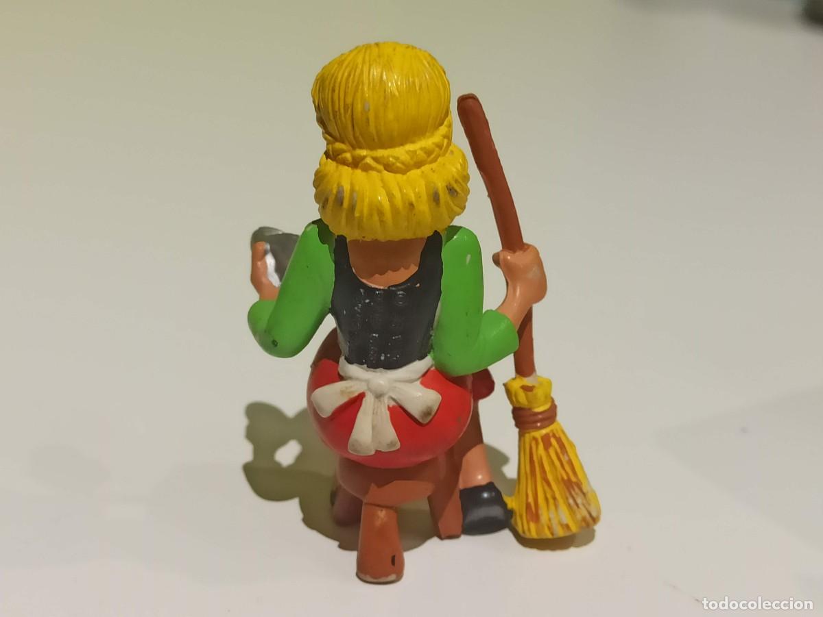 Figuras de goma y PVC: Figura PVC Cenicienta - Foto 2