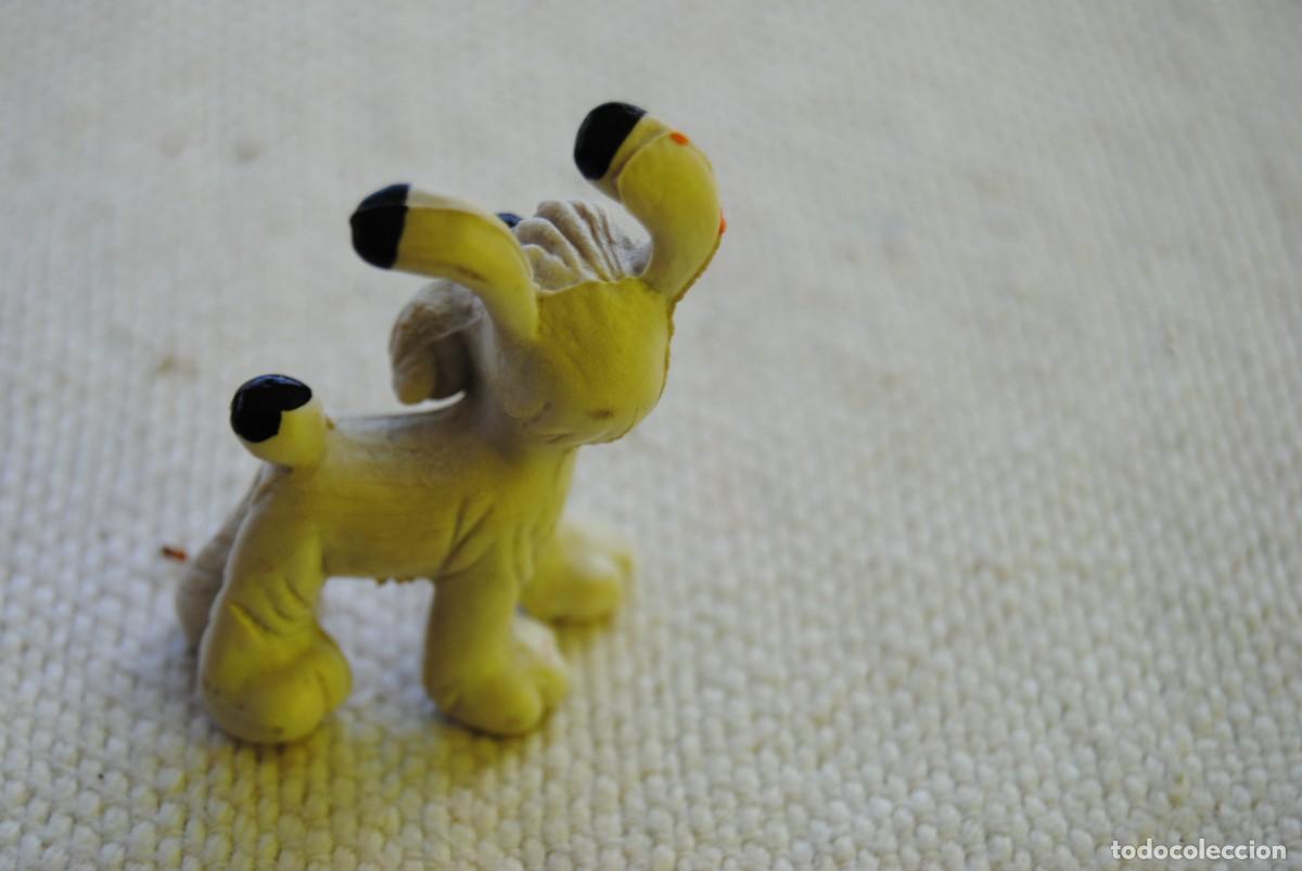 Figuras de goma y PVC: Figura Asterix, perro idefix. perfecto - Foto 2
