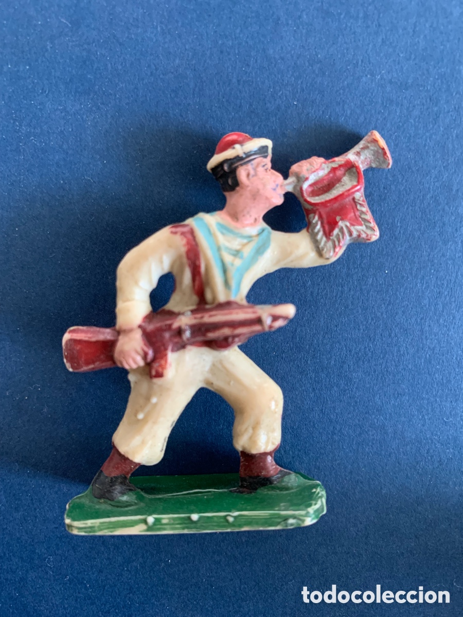 Figuras de goma y PVC: Soldado marina starlux - Foto 1