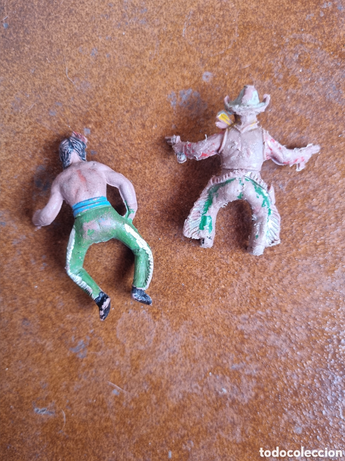 Figuras de goma y PVC: Figuras indios y vaqueros a&ntilde;os 70 - Foto 1