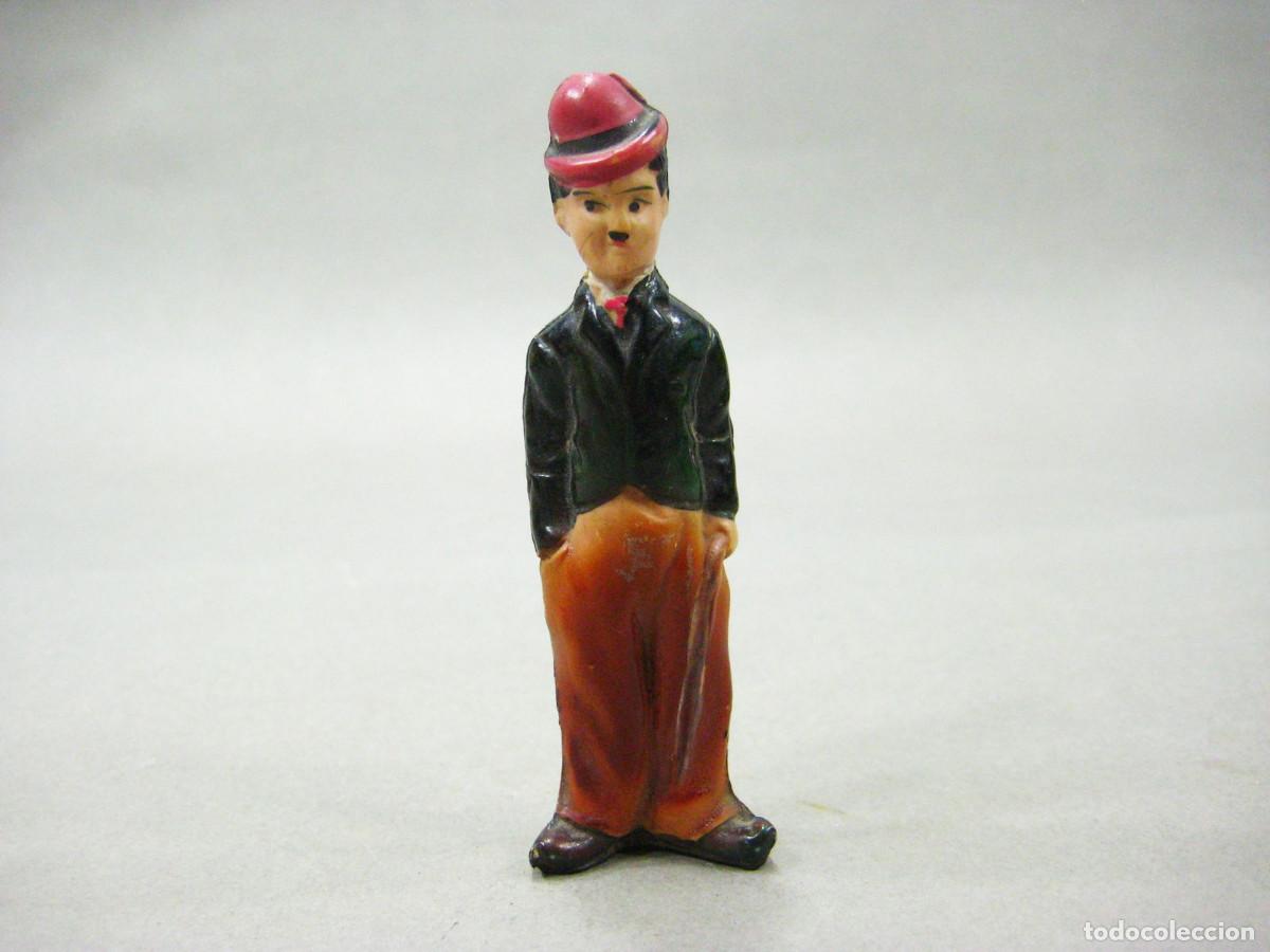 Figuras de goma y PVC: Figura de Charlot en celuloide. - Foto 1