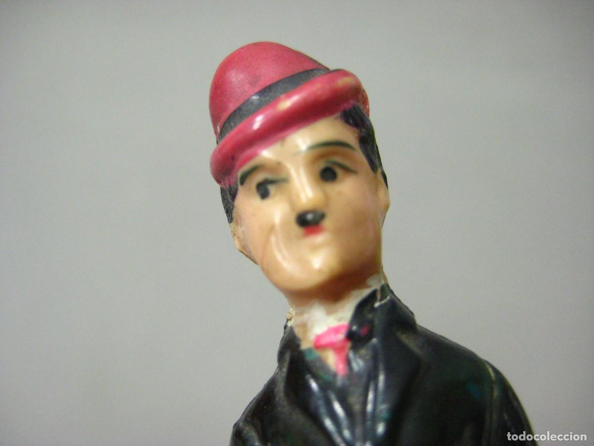 Figuras de goma y PVC: Figura de Charlot en celuloide. - Foto 3