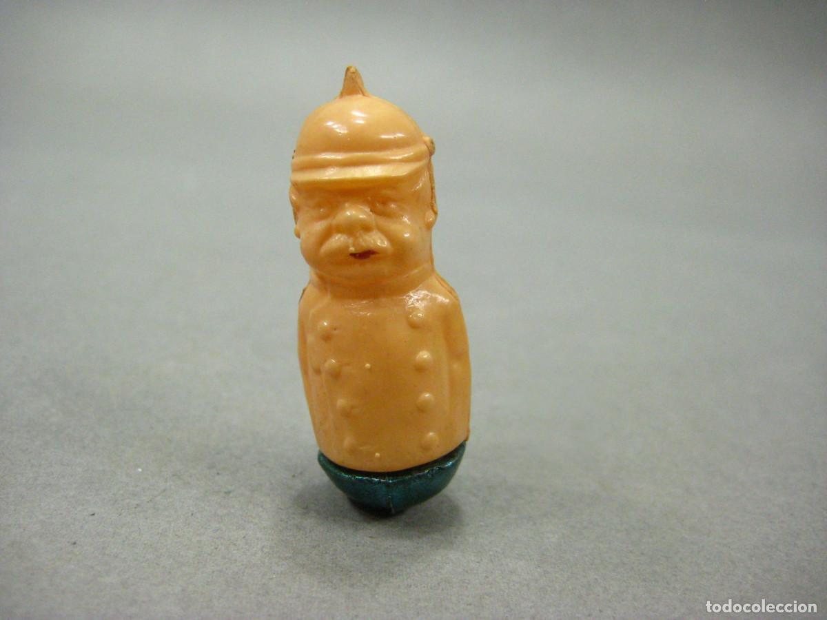 Figuras de Goma y PVC: Tentetieso en celuloide del Kaiser Guillermo I.