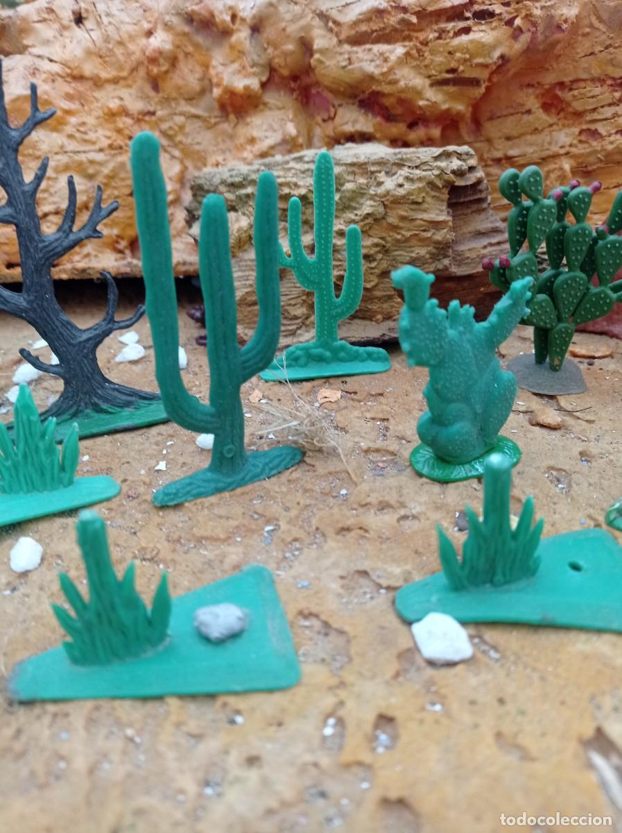 Figuras de goma y PVC: Complementos para dioramas de jecsan - Foto 3