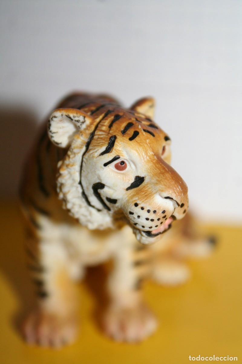 Figuras de goma y PVC: mu&ntilde;ec tigre schleich 93 - Foto 2