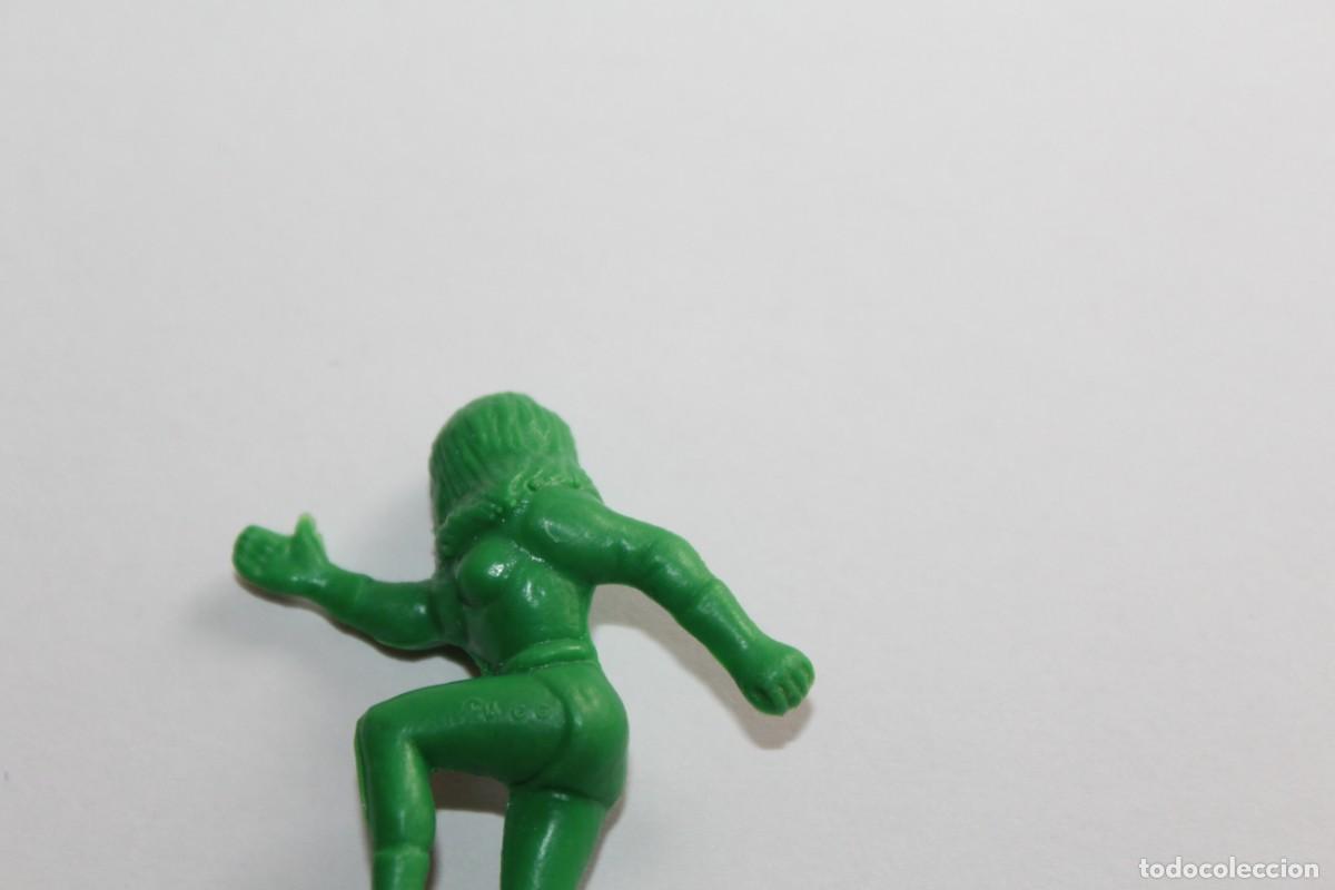 Figuras de goma y PVC: DUNKIN MUJER INVISIBLE PHOSKITOS - Foto 5
