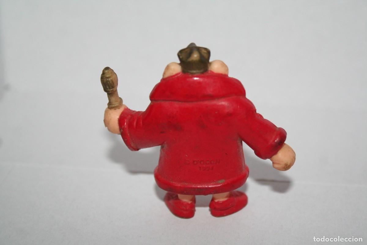 Figuras de goma y PVC: mu&ntilde;eco figura sylvan danone - Foto 2