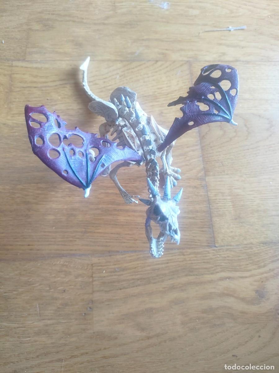 Figuras de goma y PVC: Drag&oacute;n alado Plastoy - Foto 2