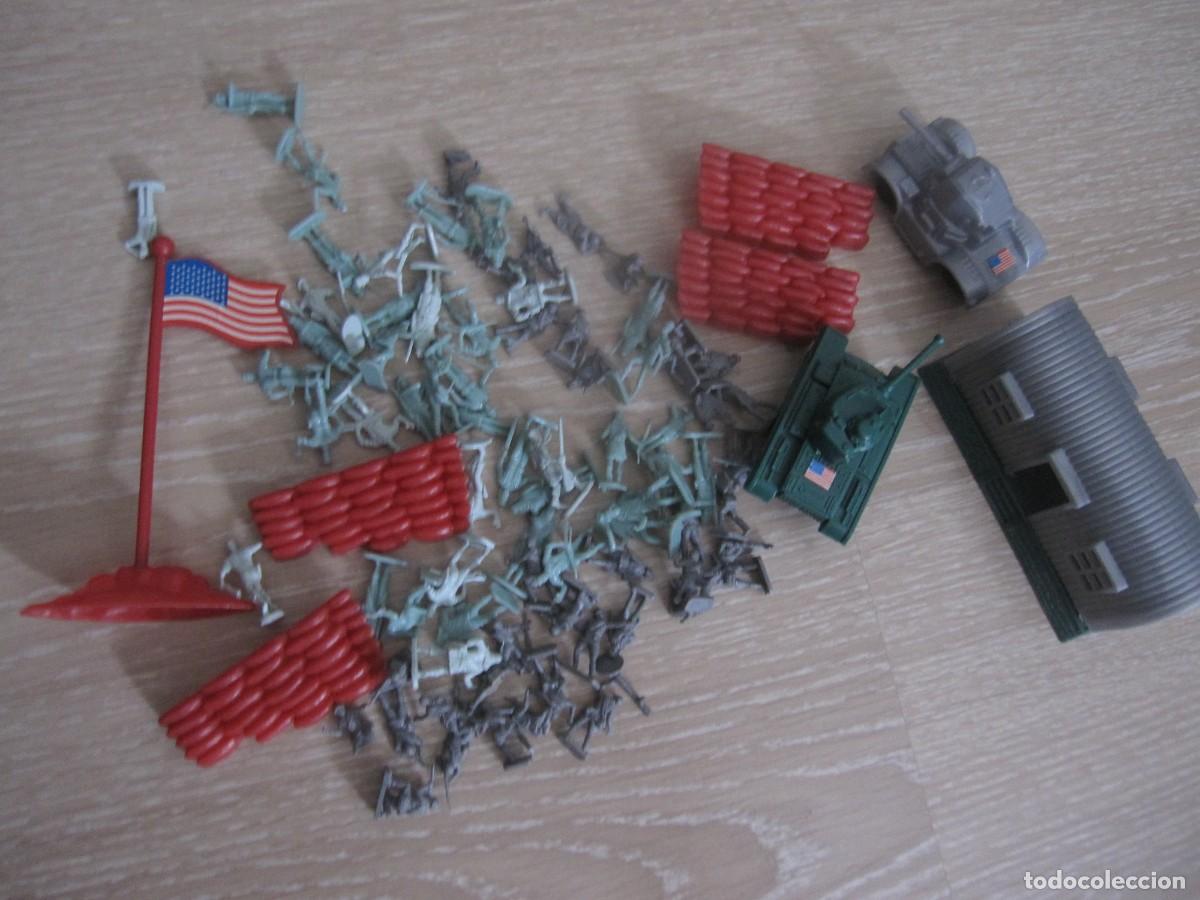 Figuras de goma y PVC: SOLDADITOS, DOS EJERCITOS, TANQUES - Foto 9