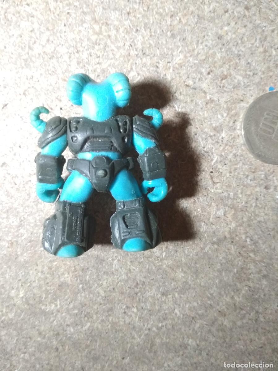 Figuras de goma y PVC: Figura Battle Beast retro - Foto 2
