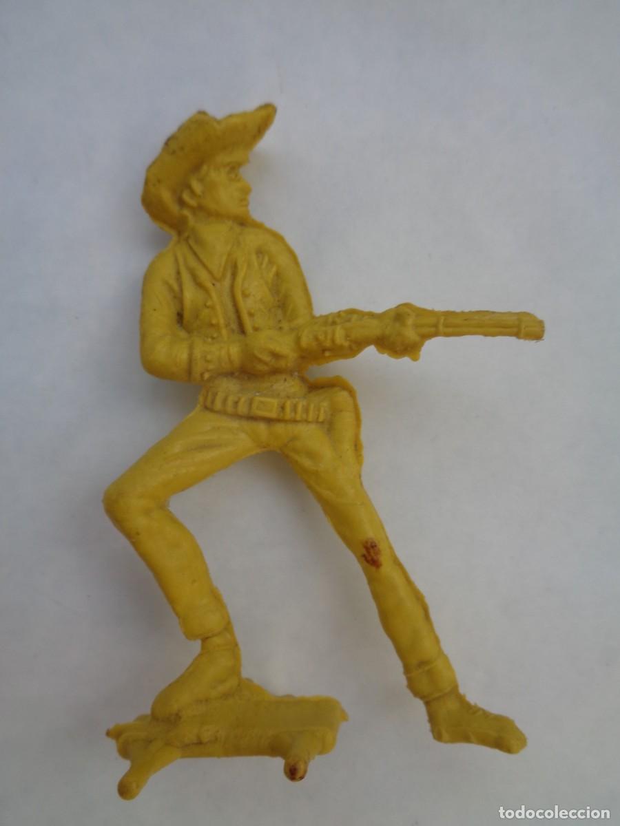 Gummi- und PVC-Figuren: ANTIGUA FIGURA DE PLASTICO DEL OESTE : VAQUERO CON RIFLE
