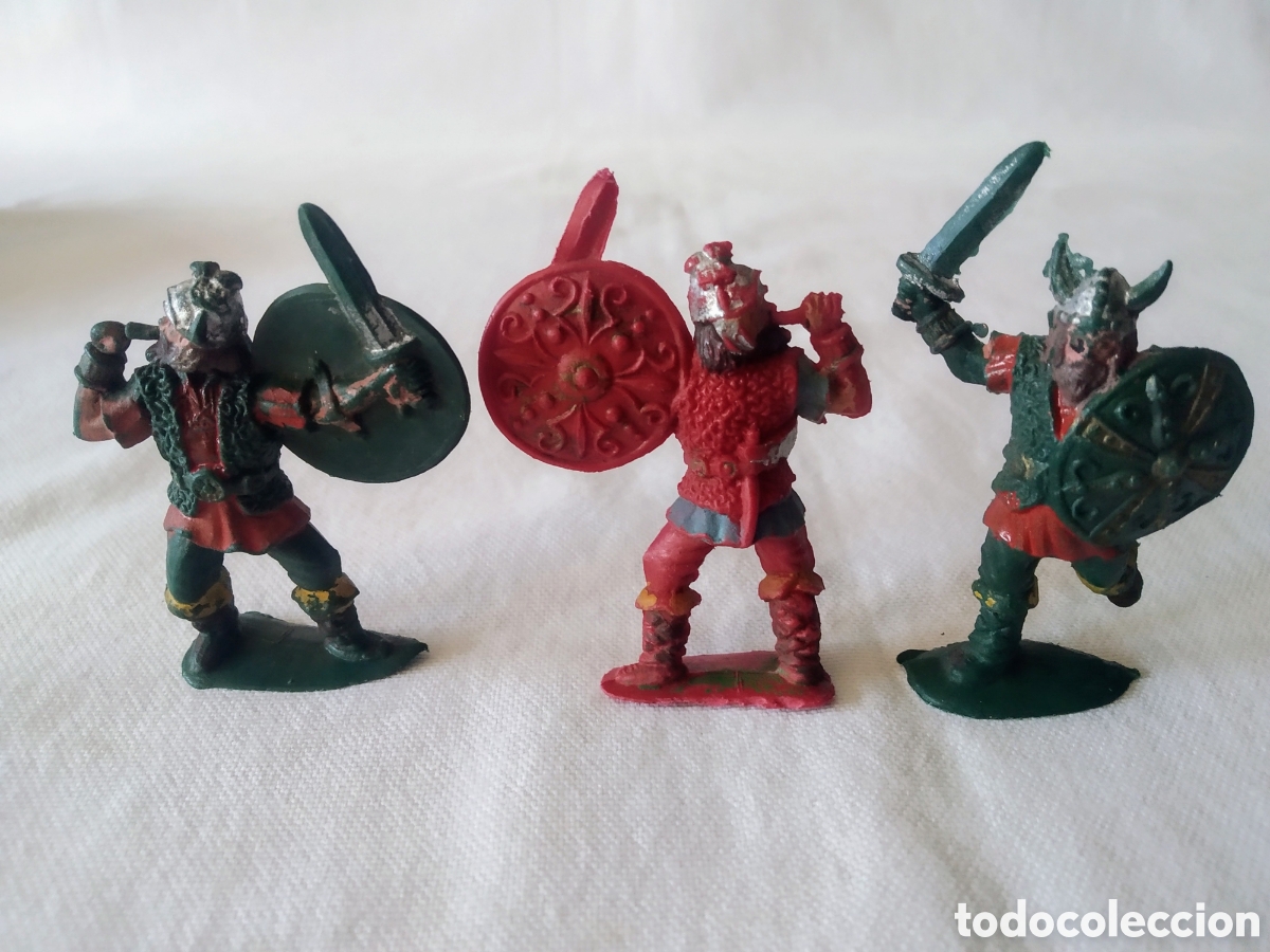 Figuras de goma y PVC: LOTE 3 VIKINGOS ANTIGUOS DE PL&Aacute;STICO