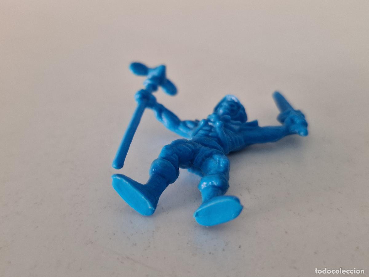 Figuras de goma y PVC: SKELETOR DUNKIN MOTU - Foto 3