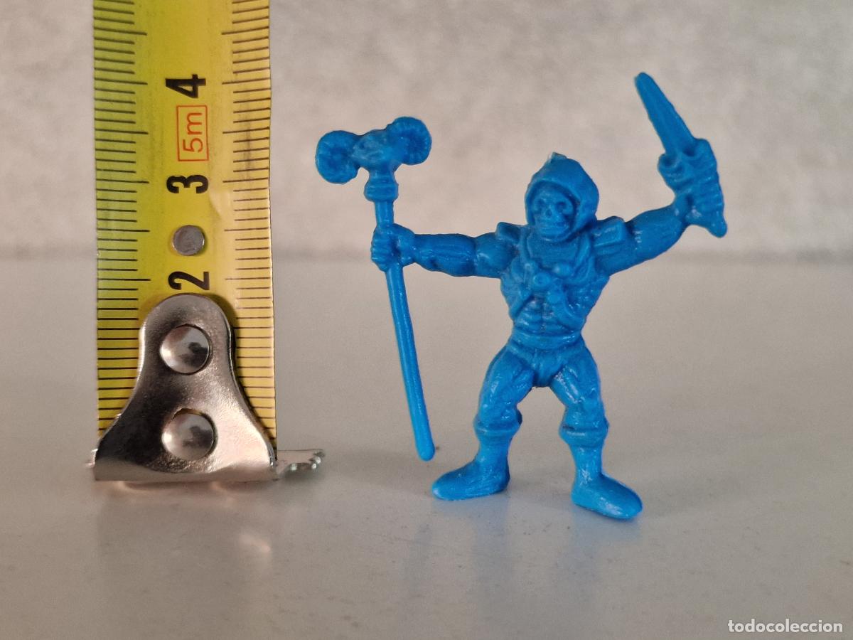 Figuras de goma y PVC: SKELETOR DUNKIN MOTU - Foto 5
