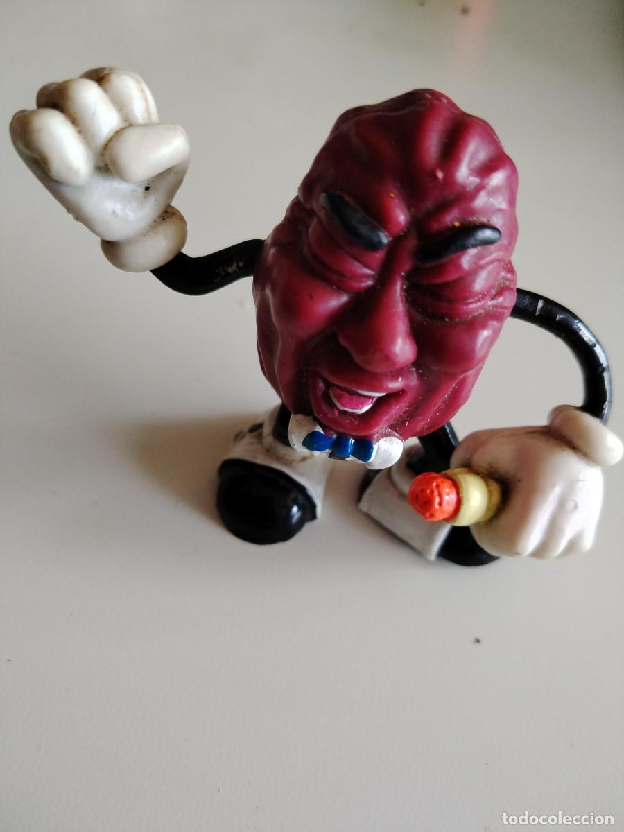 Gummi- und PVC-Figuren: Calrab -figura -cantante con micro -a&ntilde;o 1987