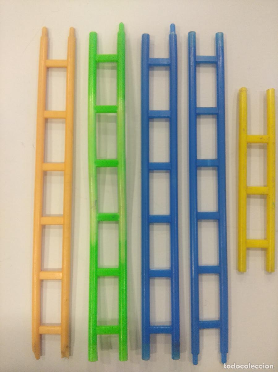 Rubber and PVC Figures: ESCALERAS DUNKIN SIN PAYASO SALTIMBANQUI/CON TARAS.