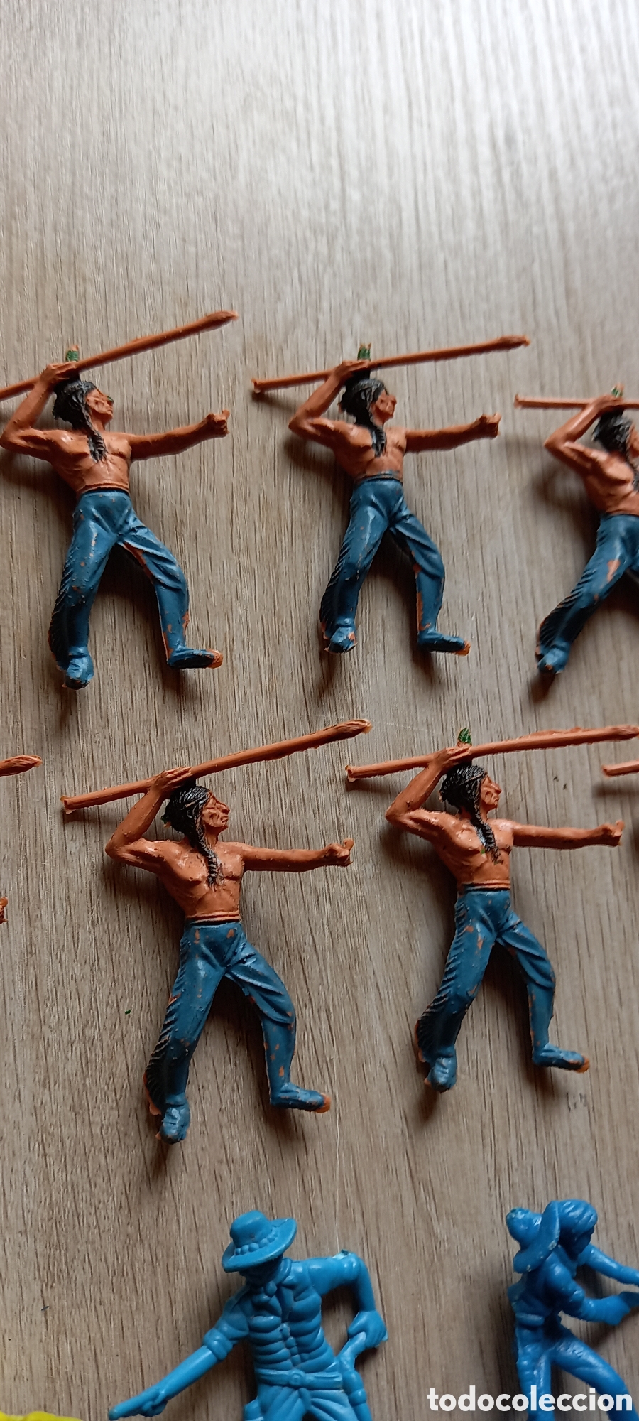 Figuras de goma y PVC: LOTE VAQUEROS Y INDIOS , COMANSI? MU&Ntilde;ECOS - Foto 4