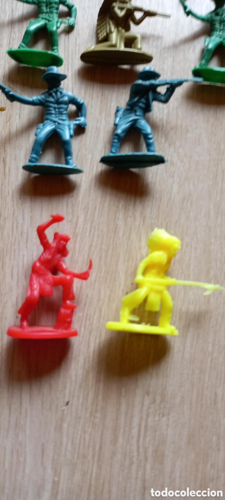 Figuras de goma y PVC: LOTE VAQUEROS Y INDIOS , COMANSI? MU&Ntilde;ECOS - Foto 14