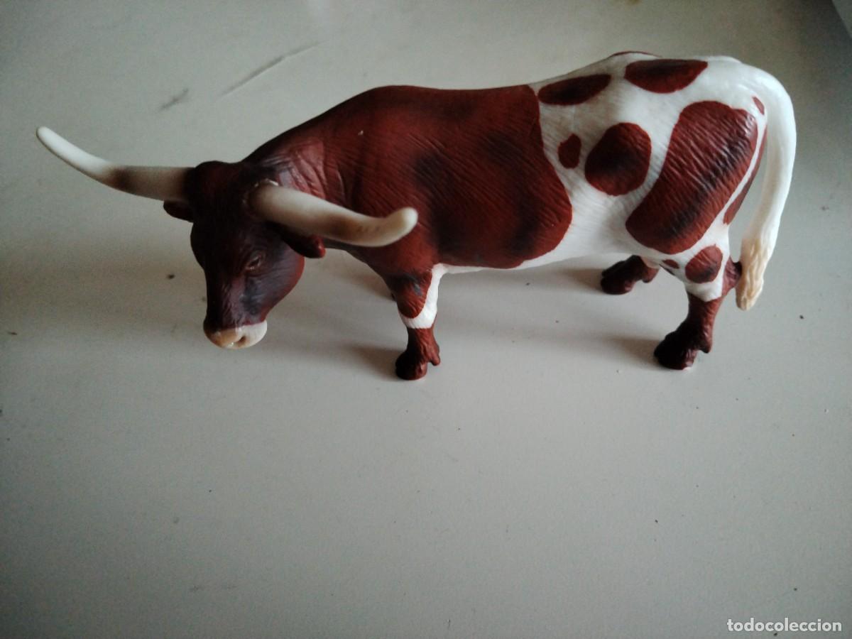 Figuras de goma y PVC: toro - scheleich - a&ntilde;o 2002 - Foto 1