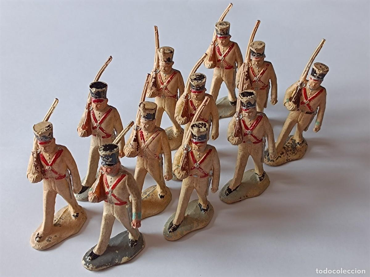 Figuras de Goma y PVC: FIGURAS GOMA NOVEPLAX SERIE PARADA MILITAR