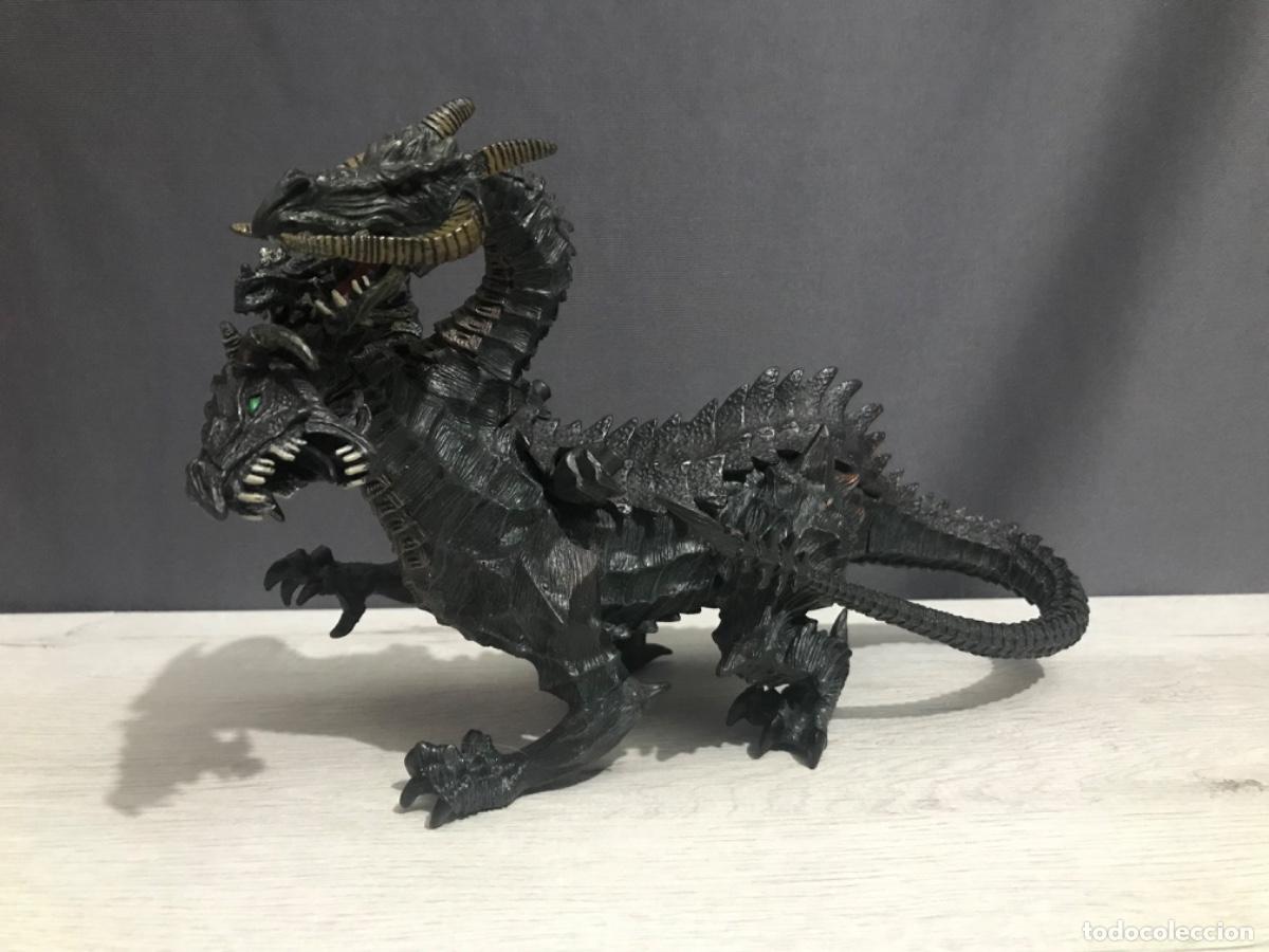 Gummi- und PVC-Figuren: Hydra o drag&oacute;n de tres cabezas
