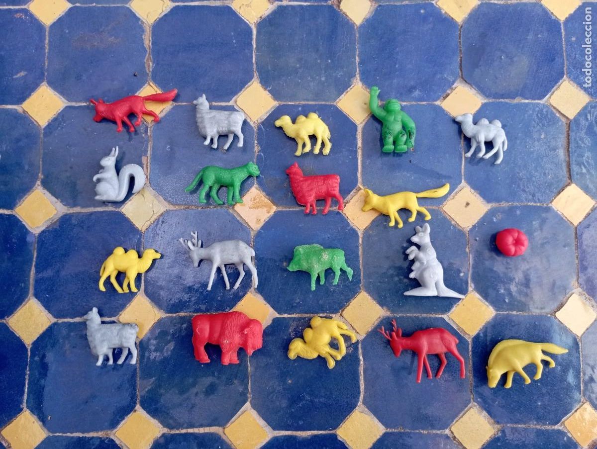 Figuras de Goma y PVC: Lote 19 figuras plastico Dunkyn a&ntilde;os 60 70
