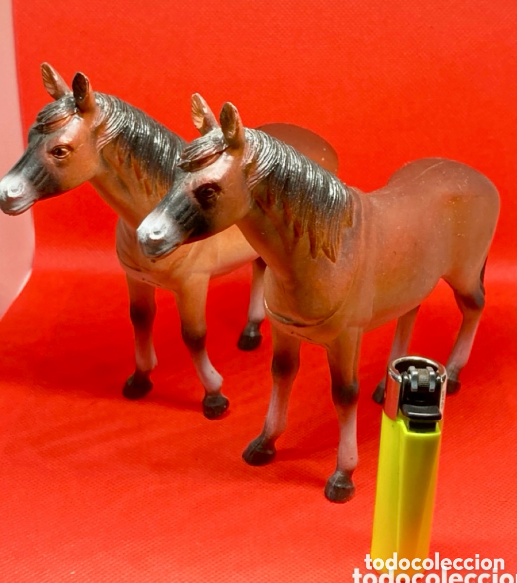 Figuras de goma y PVC: 2 Caballos de pvc nuevos - Foto 2